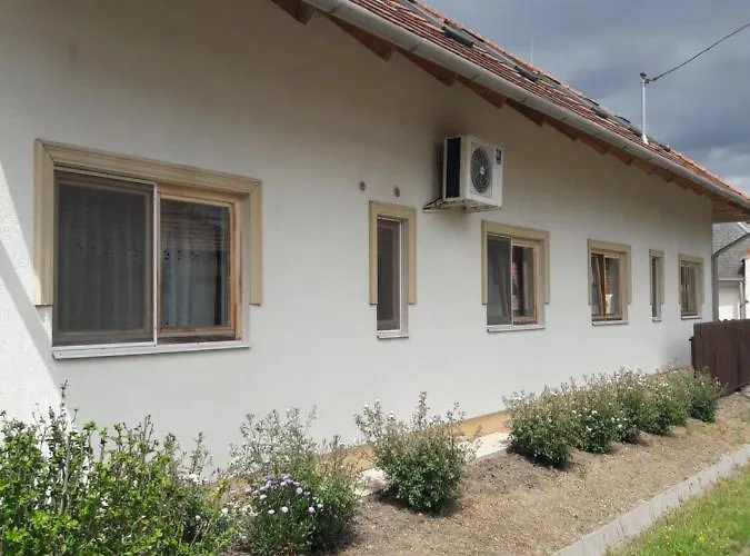 Gasthuis Kohari Egerszalók